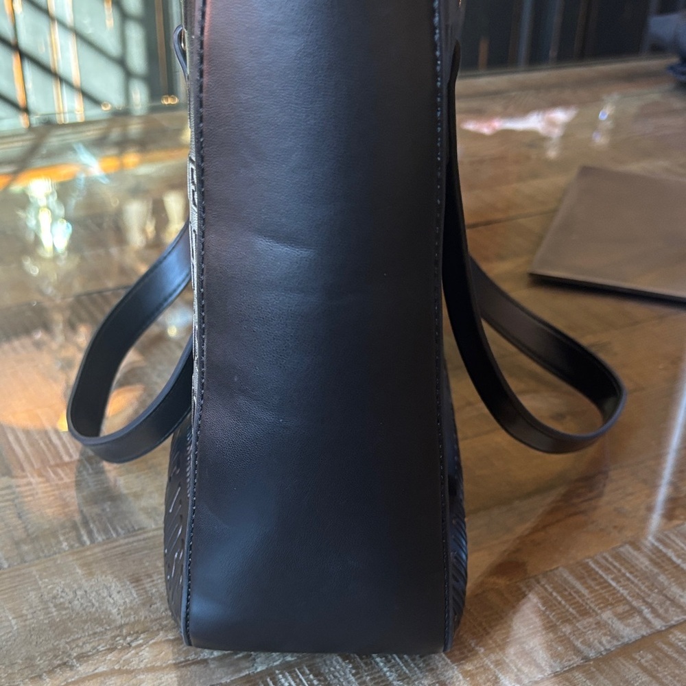 Love Moschino Black Embossed Shoulder Bag - Picture 9 of 16